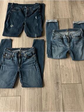 Seven7 Women's Dark Blue & Medium Blue Skinny Jeans Pack
